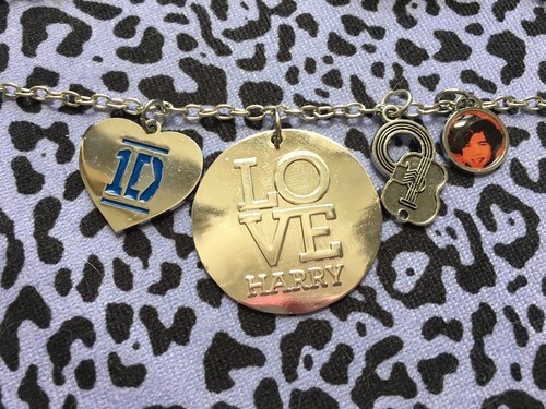 Collana con ciondolo - , one